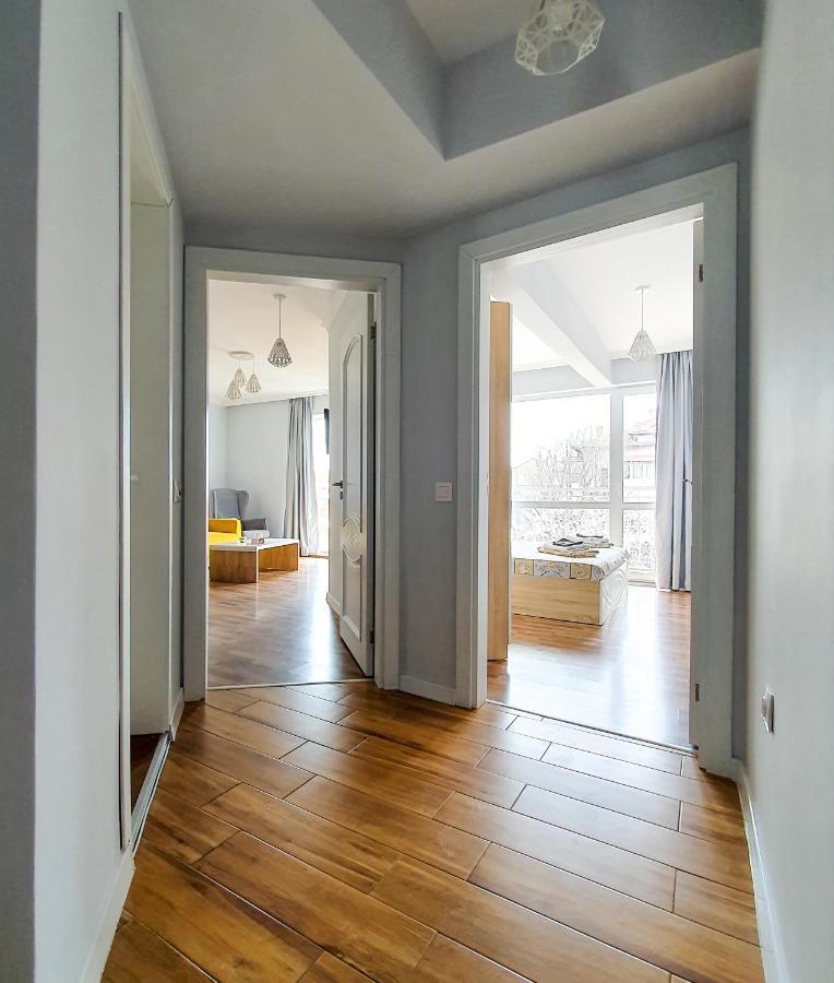 Ferienwohnung Апартамент High Style Burgas City Exterior foto