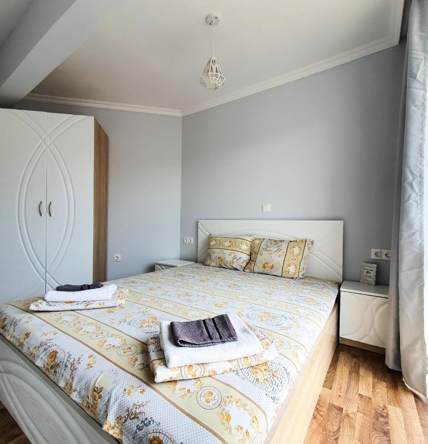 Ferienwohnung Апартамент High Style Burgas City Exterior foto